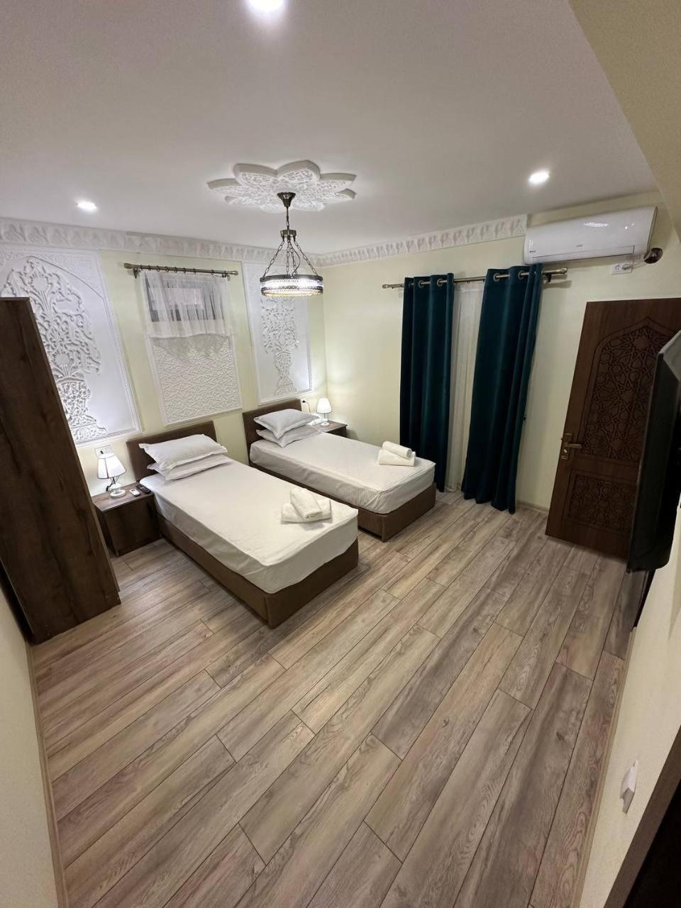 Everland Guest House Buchara Exterior foto