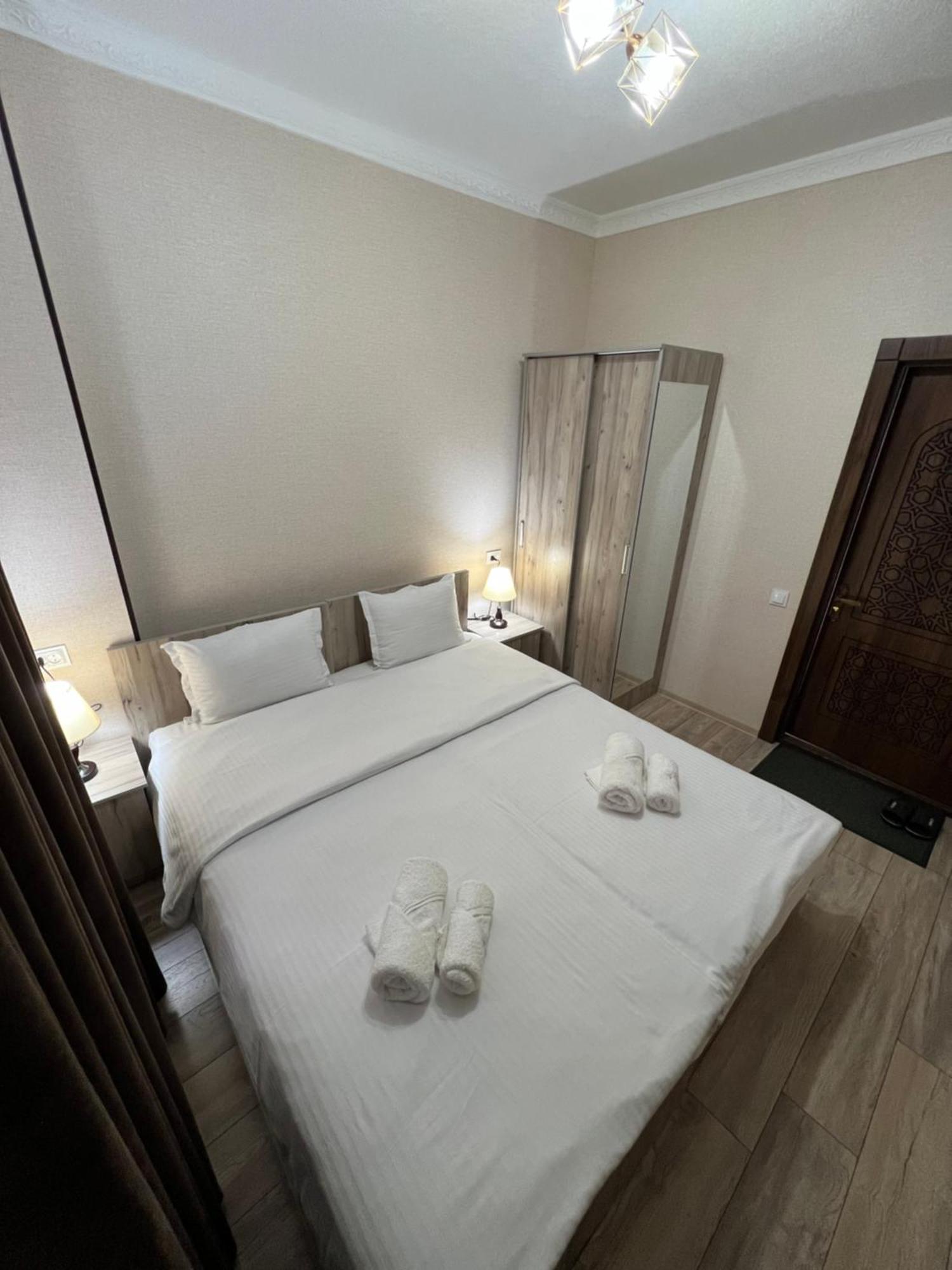 Everland Guest House Buchara Exterior foto